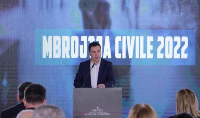 Ministria e Mbrojtjes njofton rritje pagash me 30 per qind ne 2022